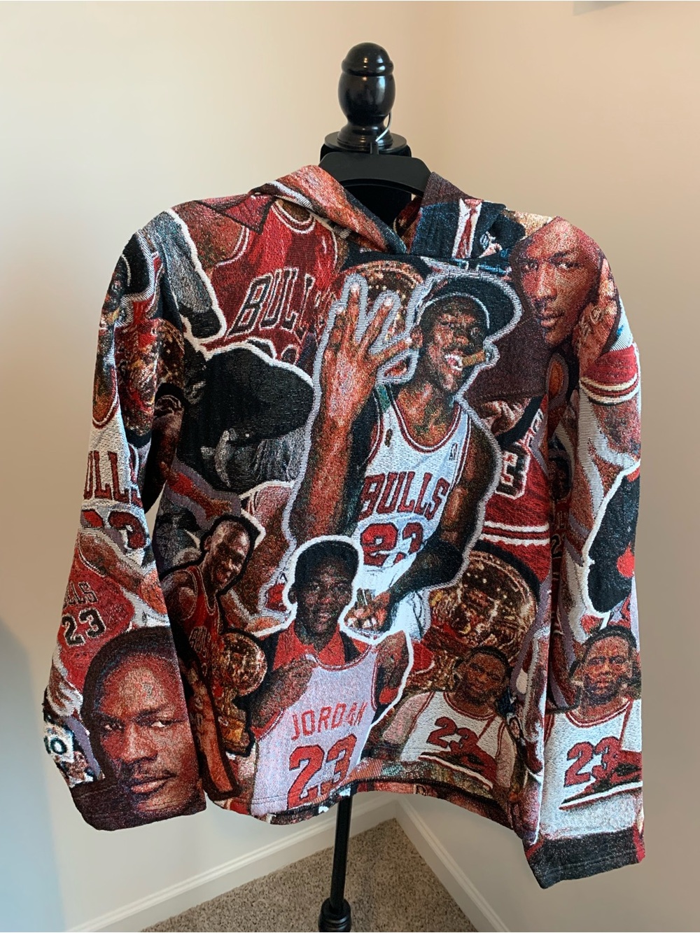 Michael Jordan 23 Chicago Bulls Woven Tapestry Hoodie Size L